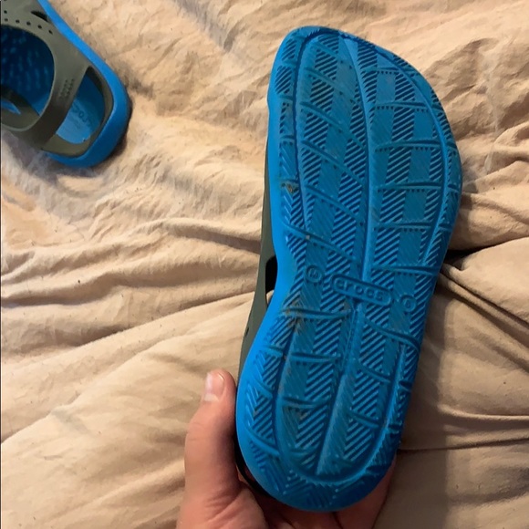 Crocs Water shoes - Picture 2 of 3